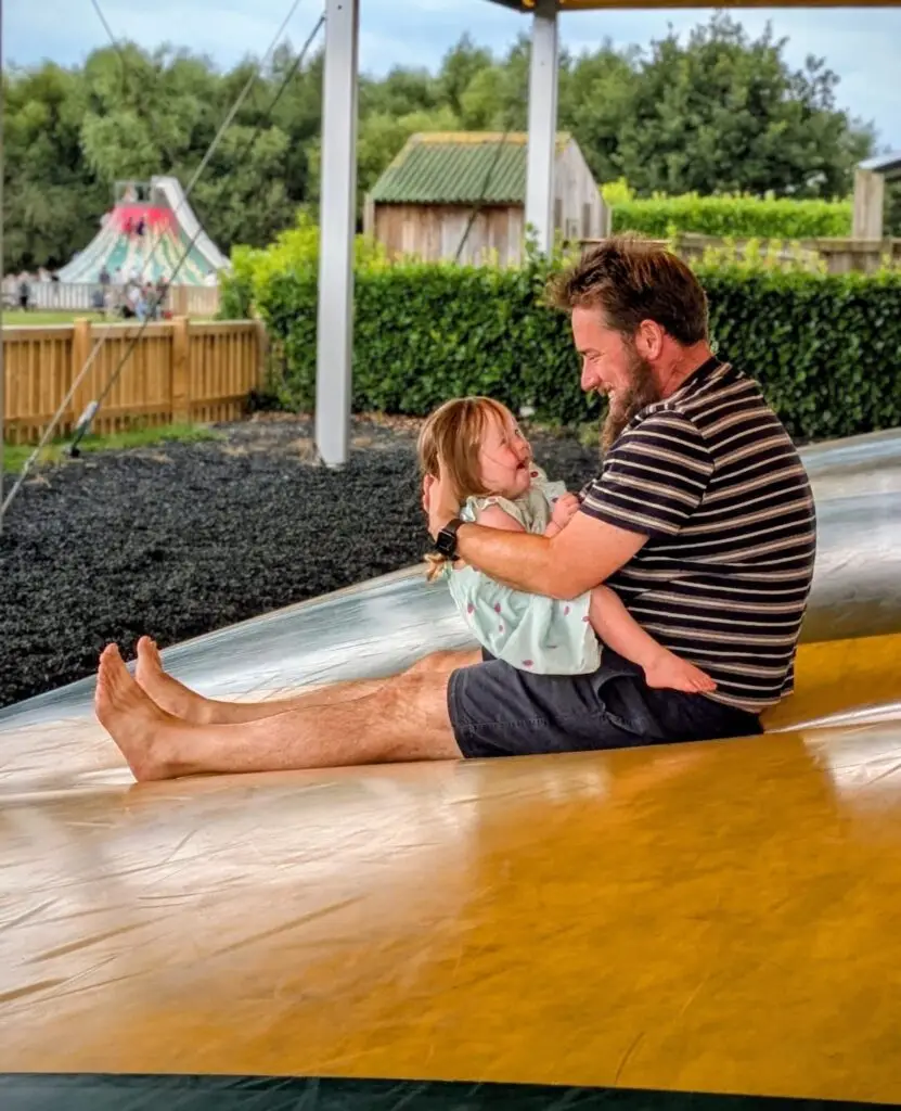 Contact Maisy and Dadda